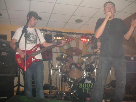 BOOZE UP  s&eacute;rent